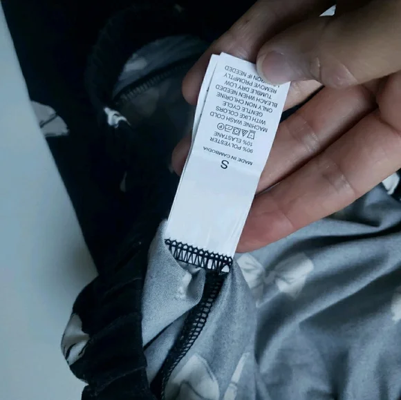 Kate Spade Bow Pajama Set Womens Small Black White 2-piece Bows Pants Top #42 - Picture 7 of 11